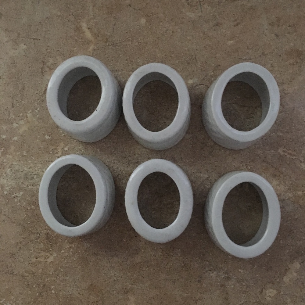 6 cloth napkin holders